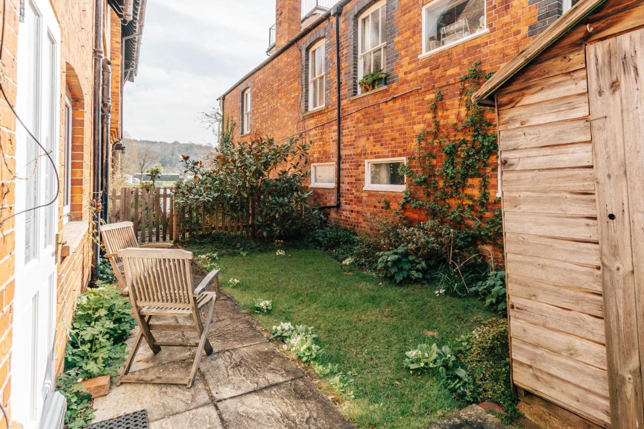 Water'S Edge Apartment Henley-on-Thames Exterior photo